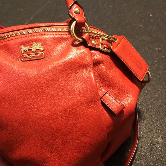 Authentic Supple Leather COACH purse - Picture 2 of 9